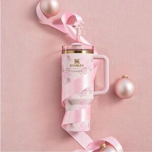 The Stanley X Love Shack Fancy  Holiday Quencher | 40 OZ Rosa Beaux Pink